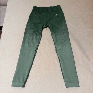 Women’s small green ombré gymshark leggings